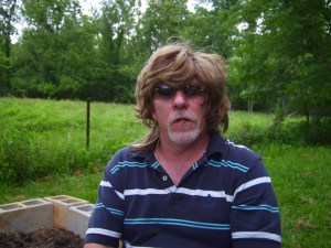 The Jagged Man shooting the bull.